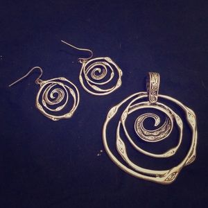 Premier Designs necklace enhancer and earrings